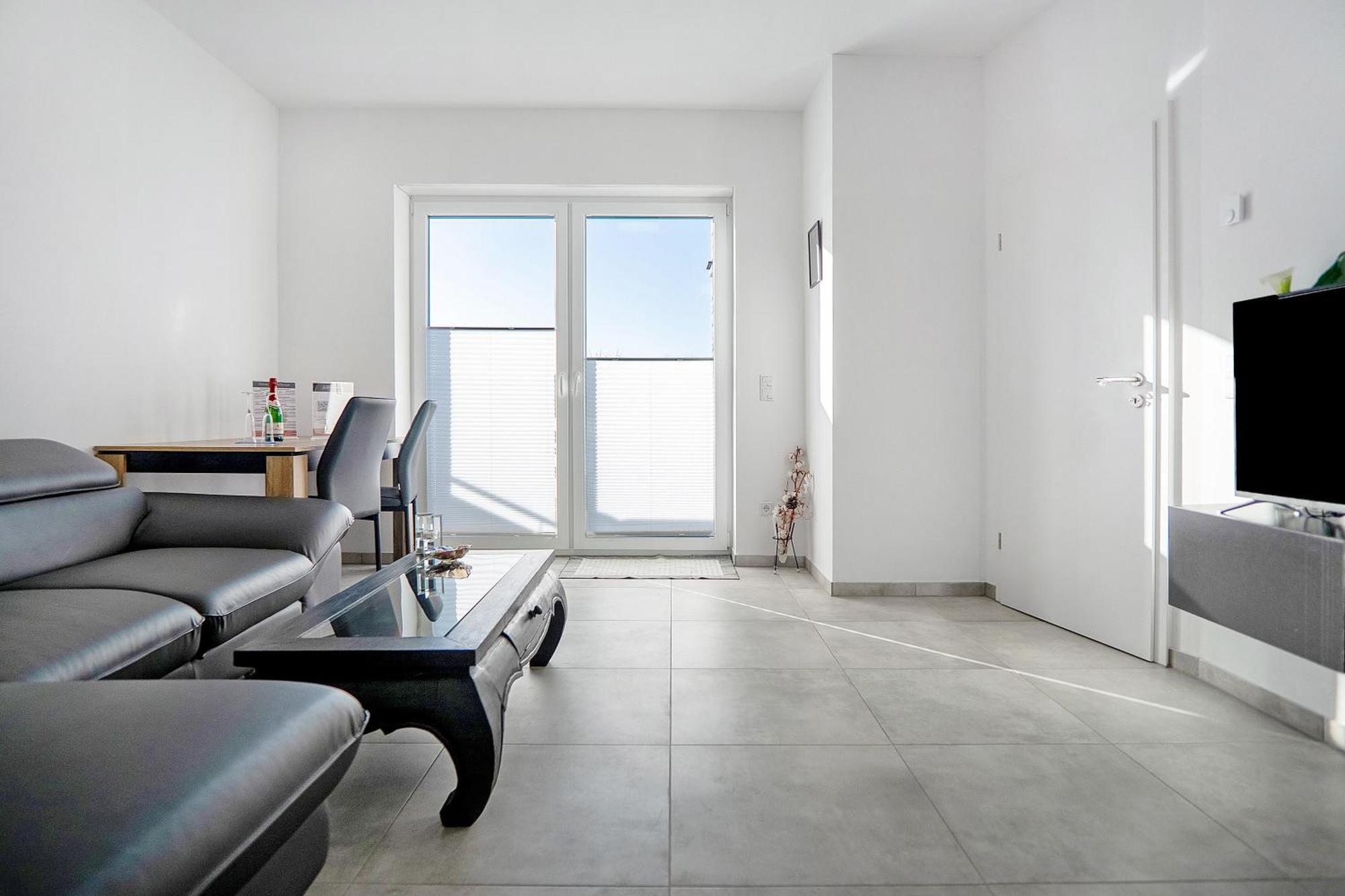 Neubau Ferienwohnung Mit Balkon โกรเนา ภายนอก รูปภาพ